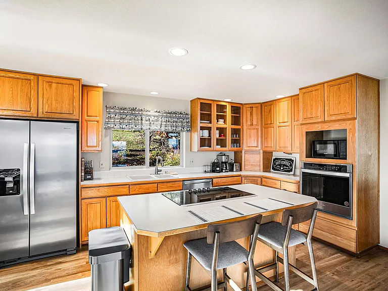 72 Harms Ln — Photo 8
