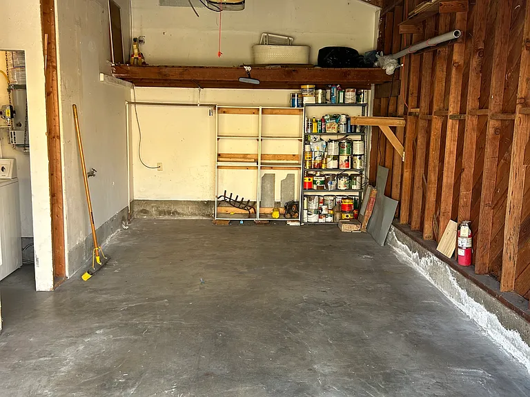 1614 Meade Ave — Photo 11