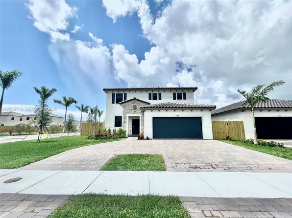 11904 SW 240th St, Homestead, FL 33032