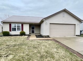 2861 Beachwalk Ln, Kokomo, IN 46902