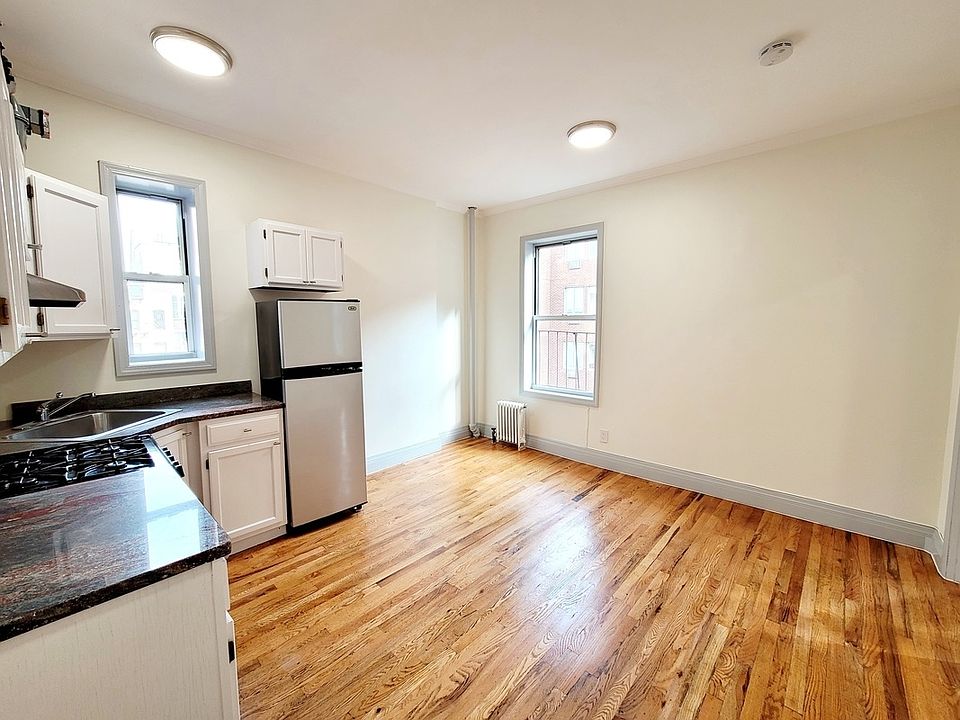 1st image of 106 Norfolk St APT 22