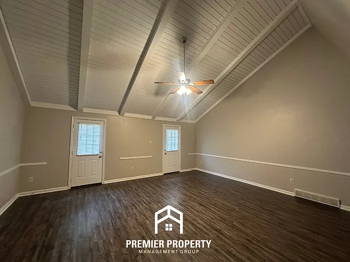 2295 Carrollwood Ln — Photo 6