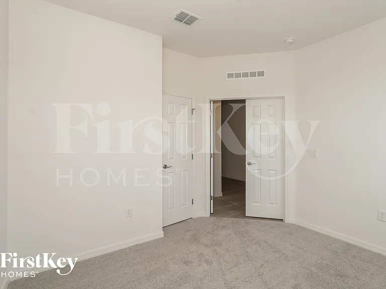 430 Reina Way — Photo 9