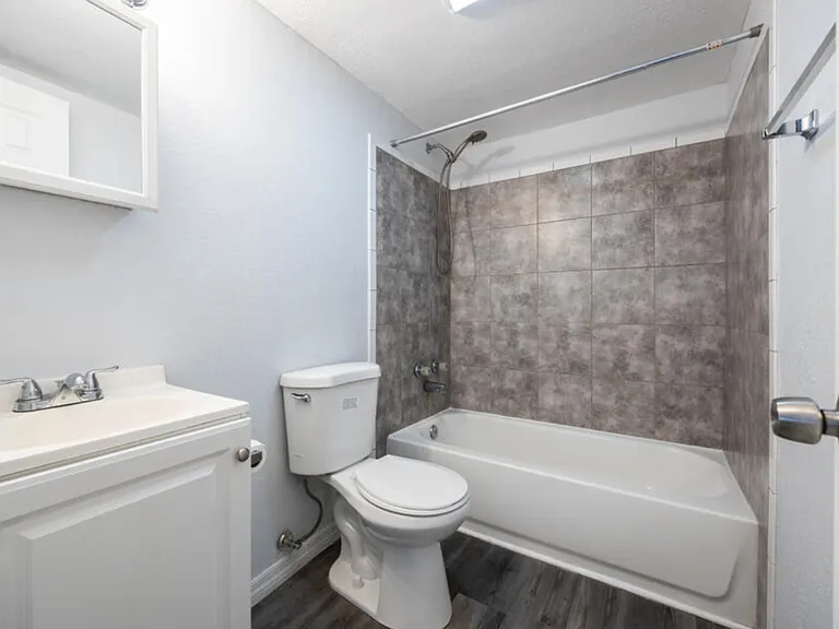 278 NE Ark Pl — Photo 16