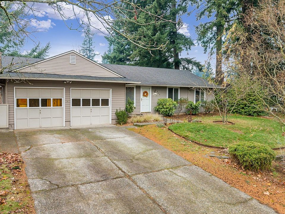 1st image of 816 NE 96th Ave