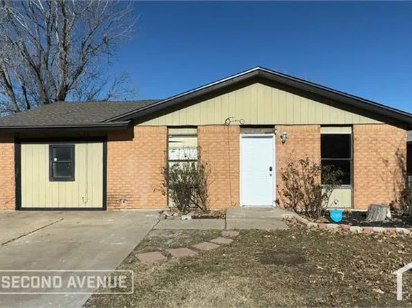 313 NW 121st St, Oklahoma City, OK 73114