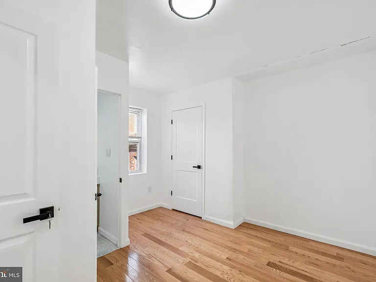 1223 Spruce St #3F — Photo 10