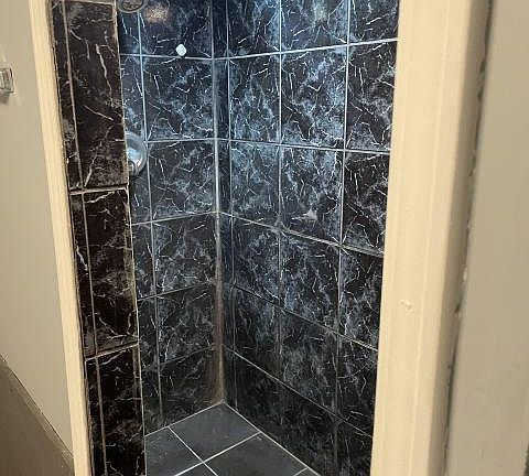 5th image of 1842 N Bissell St #1