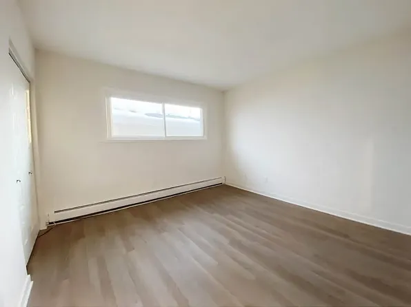 1433 4th St NE APT 2, Minneapolis, MN 55413