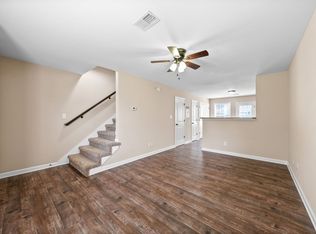 367 McGee Ct APT 2, Clarksville, TN 37040