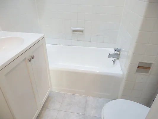 Rented by John O'Kelly Real Estate | media 16