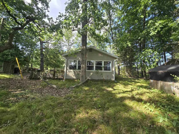 W11783 County Road Gg, Hancock, WI 54943