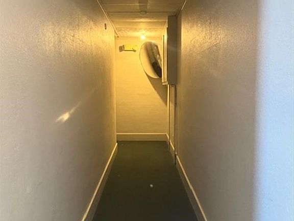 4th image of 109 N Rubey St