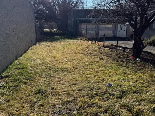 1216 Liberty St, Camden, NJ 08104