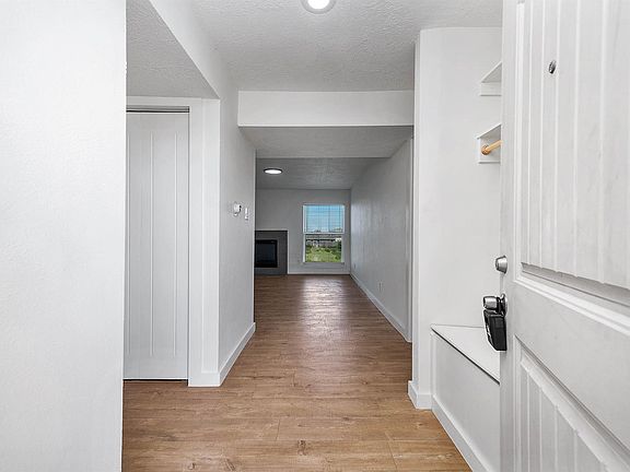 3rd image of 7600 Emmett F Lowry Expy APT 1006