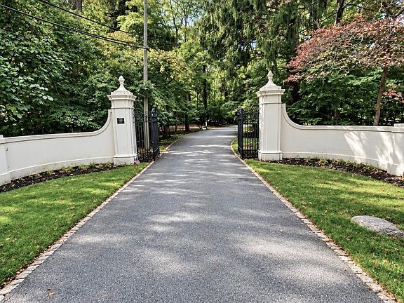 2nd image of 3 Gate Road
