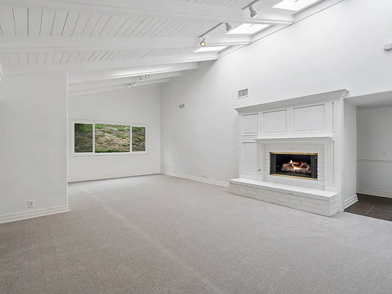17 Pinehurst Ln — Photo 6