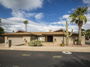 3020 E Calaveros Dr, Phoenix, AZ 85028