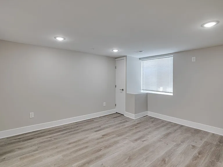 2019 N College Ave — Photo 45