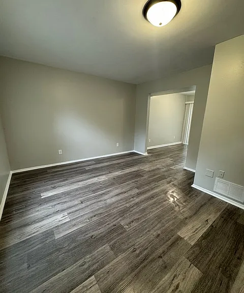 302-312 W Lincoln Ave #304 — Photo 5
