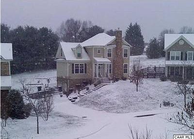 2nd image of 3095 Morewood Ln