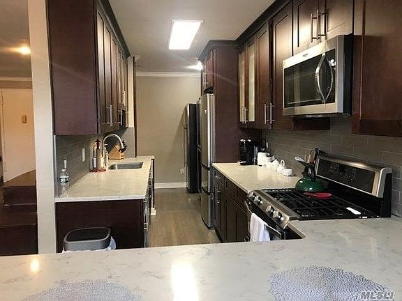 5th image of 1 Birchwood Ct APT 5N