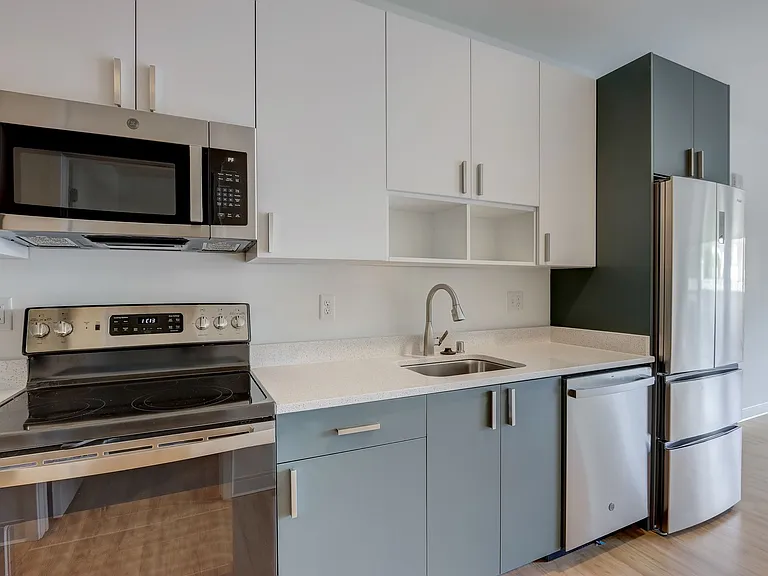 Element Apartments — Photo 16