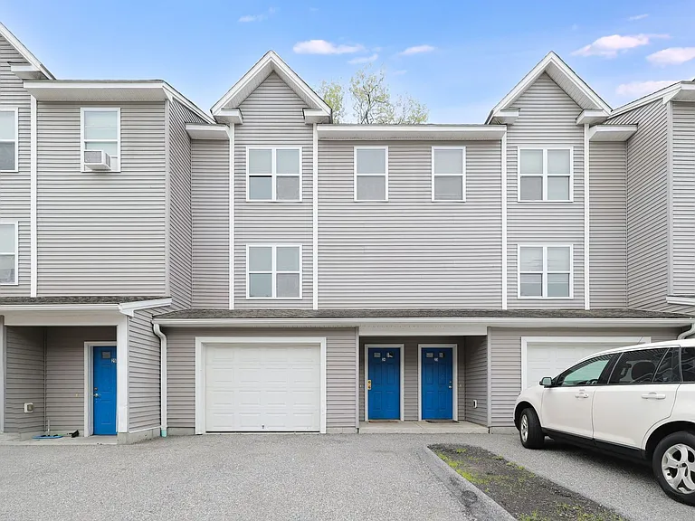 Chestnut Townhomes — Photo 59