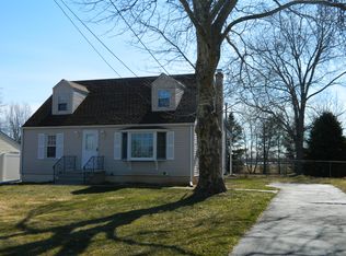 55 Griggs Dr, Dayton, NJ
