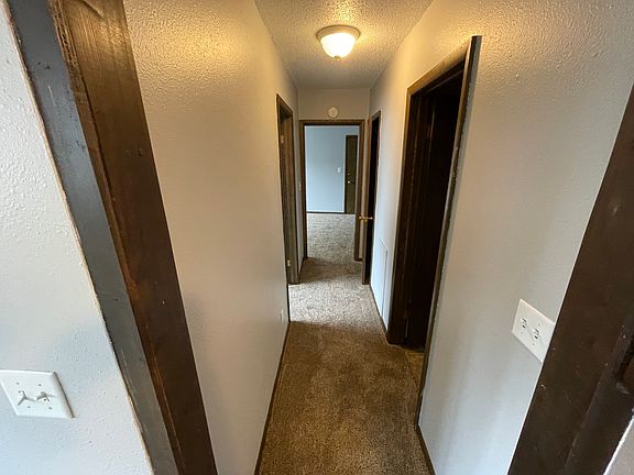 2nd image of 920 3rd Ave S #5