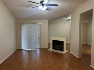 2121 Hepburn St APT 104, Houston, TX 77054