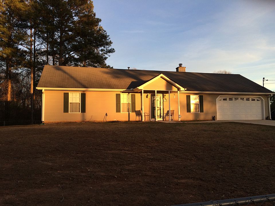 1st image of 663 Clark Dr