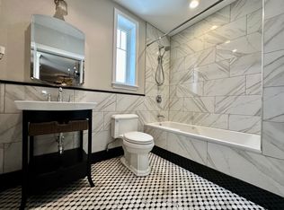 23-47 37th St #1, Astoria, NY 11105