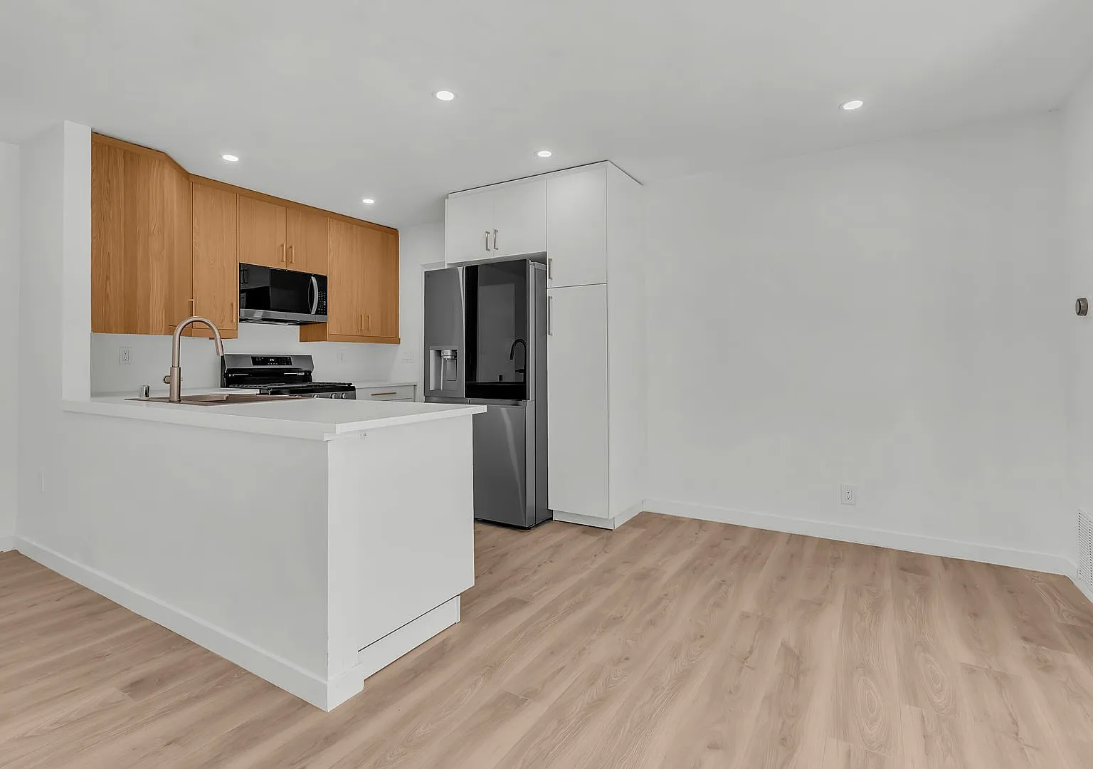 134 Orchard — Photo 3