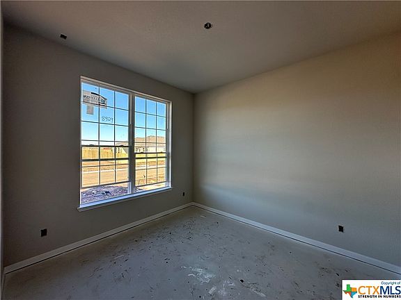 5th image of 4625 Allison Dr