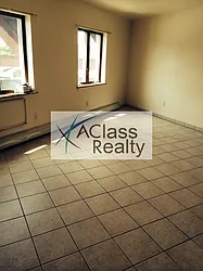 Rented by A Class Realty Long Island City LLC