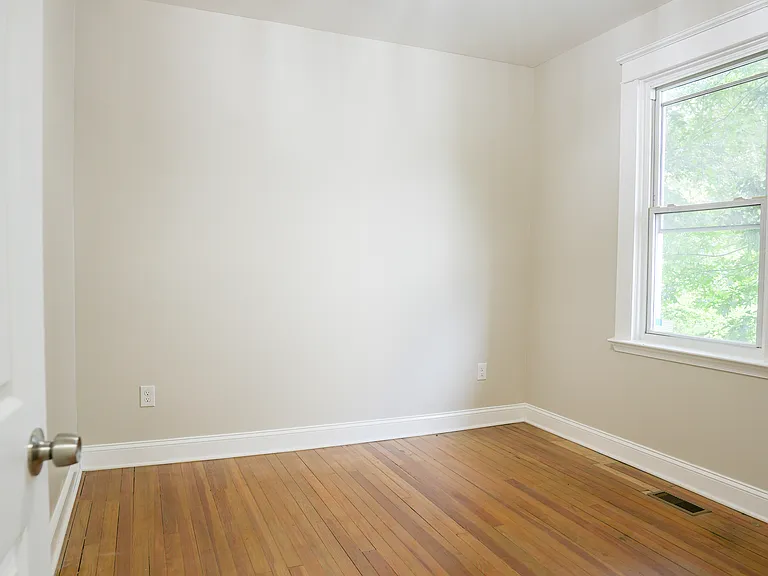 2924 Putty Hill Ave — Photo 5