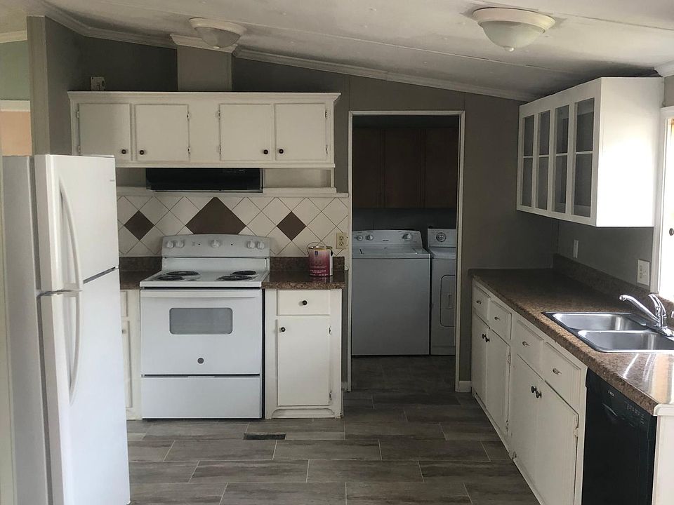 2nd image of 222 Appleton Dr