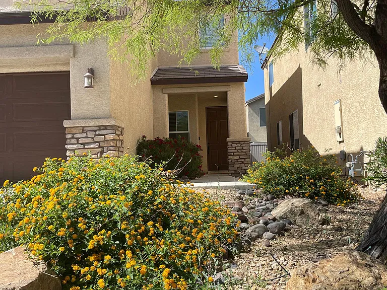 6574 Gertrude Ct — Photo 2