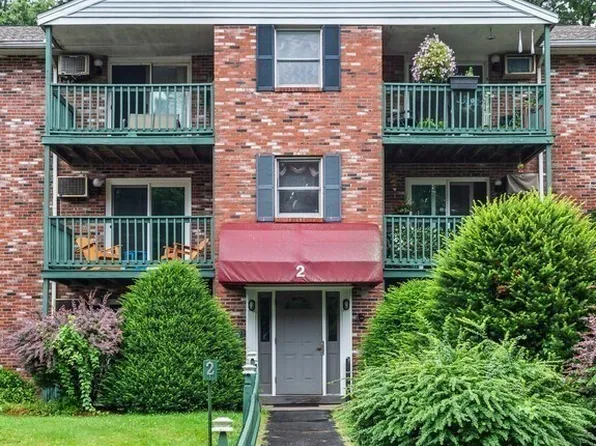 75 Huntoon Memorial Hwy APT 2, Leicester, MA 01524