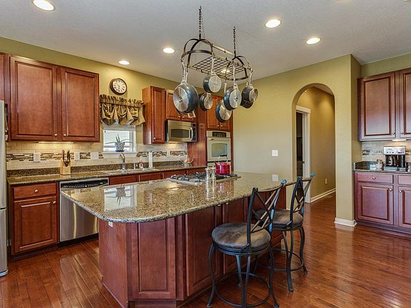 4th image of 42042 S Pinehurst Cir