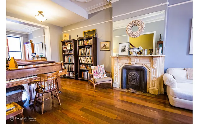 Rented by Douglas Elliman | media 4