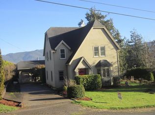 304 8th St, Garibaldi, OR 97118