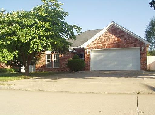 1st image of 3809 W Beechwood Dr