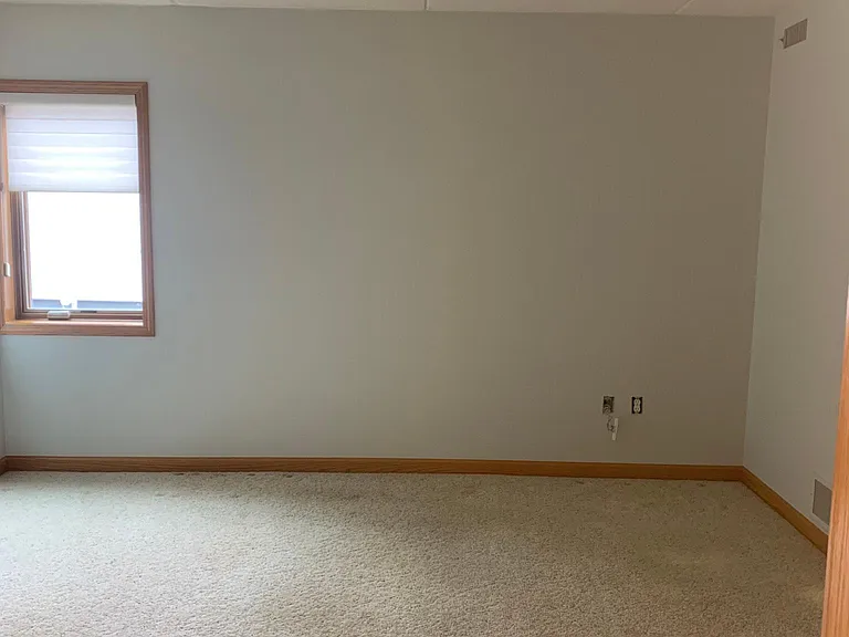 18 Karwick Glen Dr #18 — Photo 11