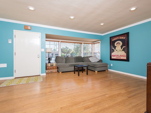 3rd image of 3830 69th St