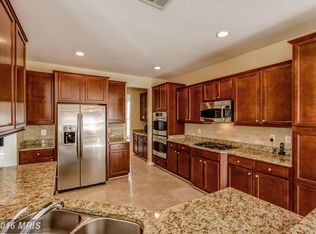 8024 Annette Dr, Lorton, VA 22079