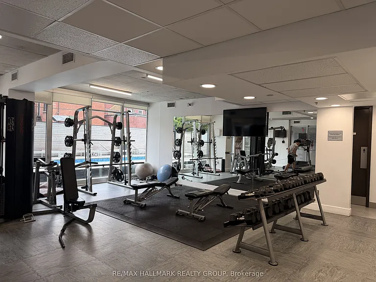 300 Lisgar St #503 — Photo 28