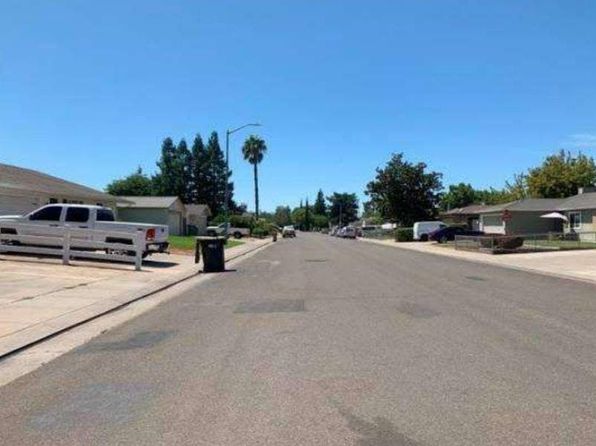 14334 E Prospect Pl, Lockeford, CA 95237