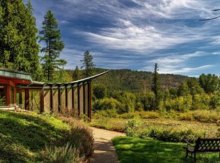 2901 Lower Pack River Rd, Sandpoint, ID 83864